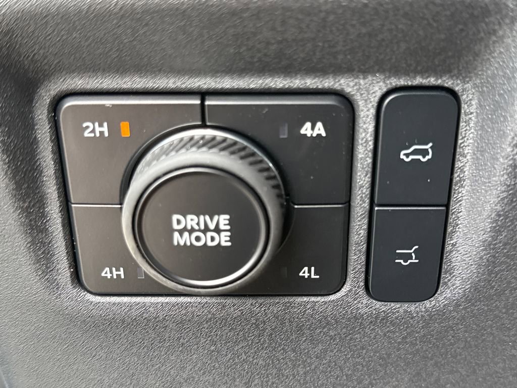 New 2025 Ford Expedition Max Platinum w/ Stealth Appearance Package image 34