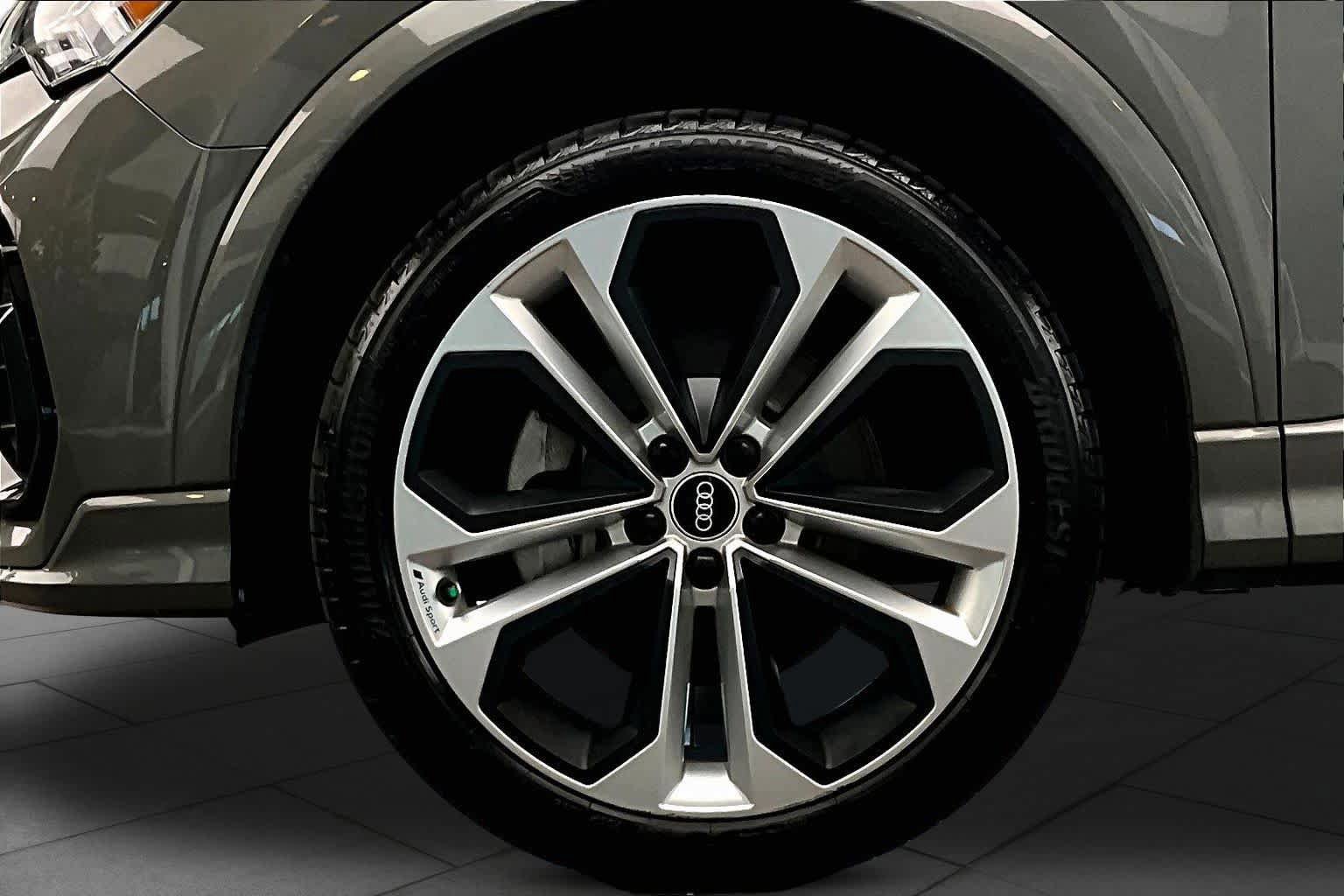 Used 2022 Audi Q3 2.0T Premium Plus AWD/4WD image 11