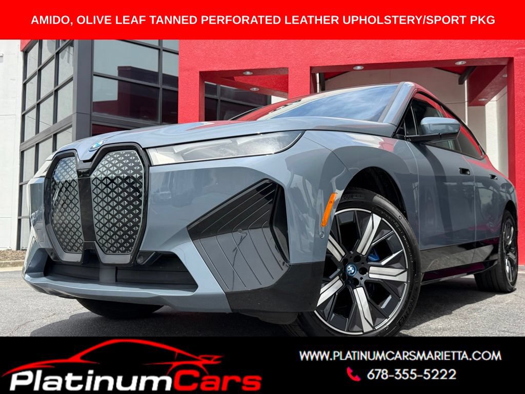 Used 2023 BMW iX xDrive50 w/ Sport Package AWD/4WD image 1