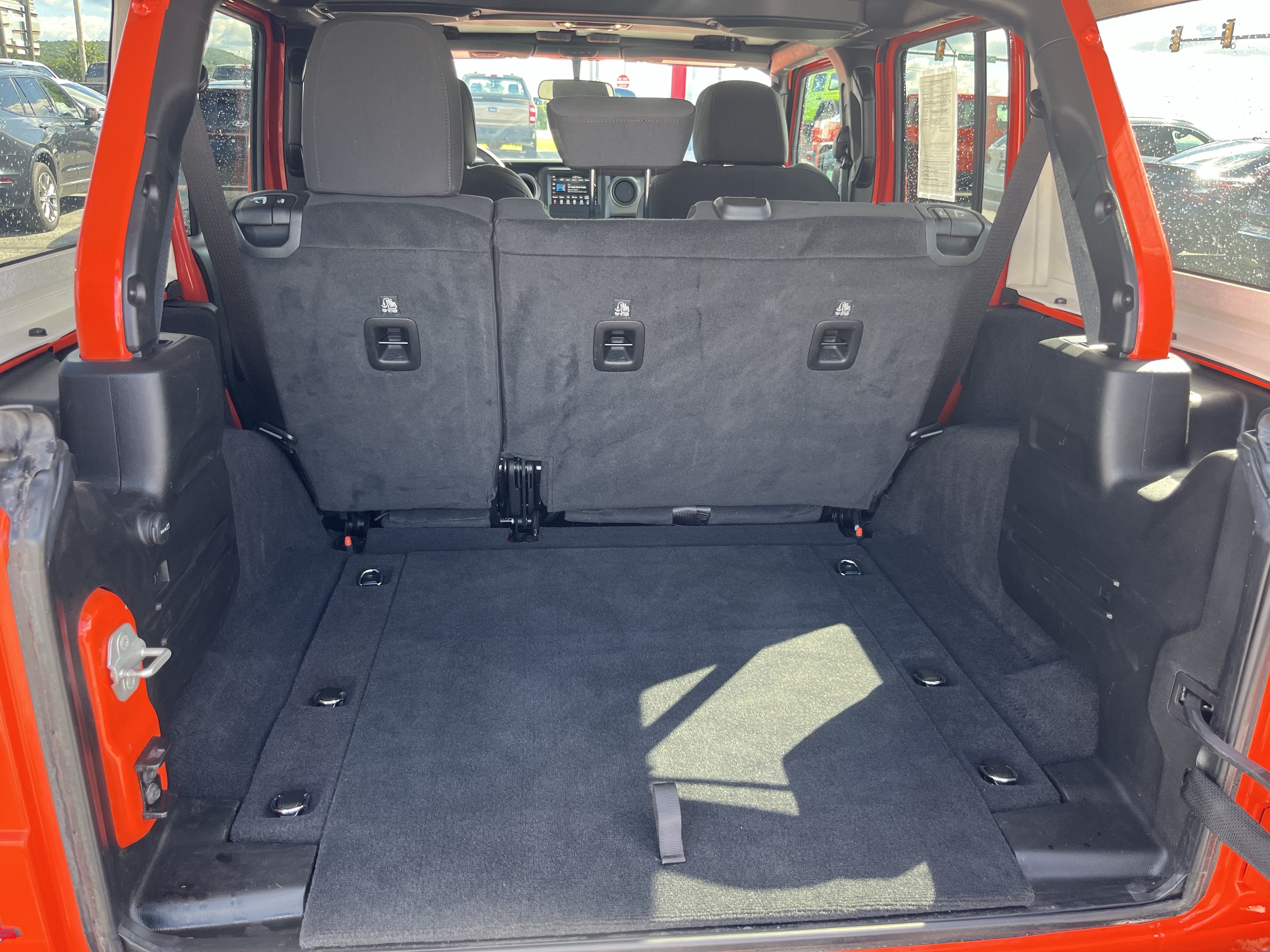 Used 2023 Jeep Wrangler Unlimited Sport AWD/4WD image 8