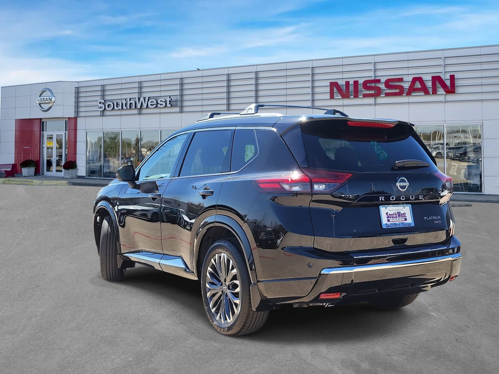 New 2026 Nissan Rogue Platinum image 8