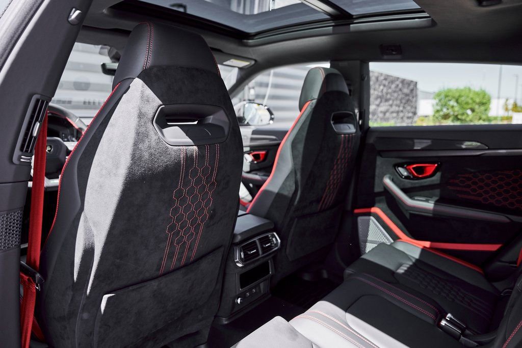 Used 2024 Lamborghini Urus Performante image 49