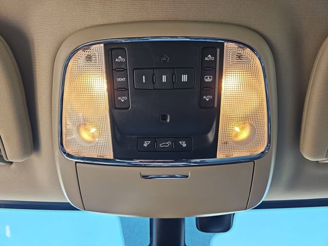 Used 2017 Jeep Grand Cherokee Limited w/ Luxury Group II image 30