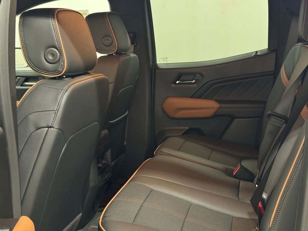 New 2025 GMC Canyon AT4 image 20