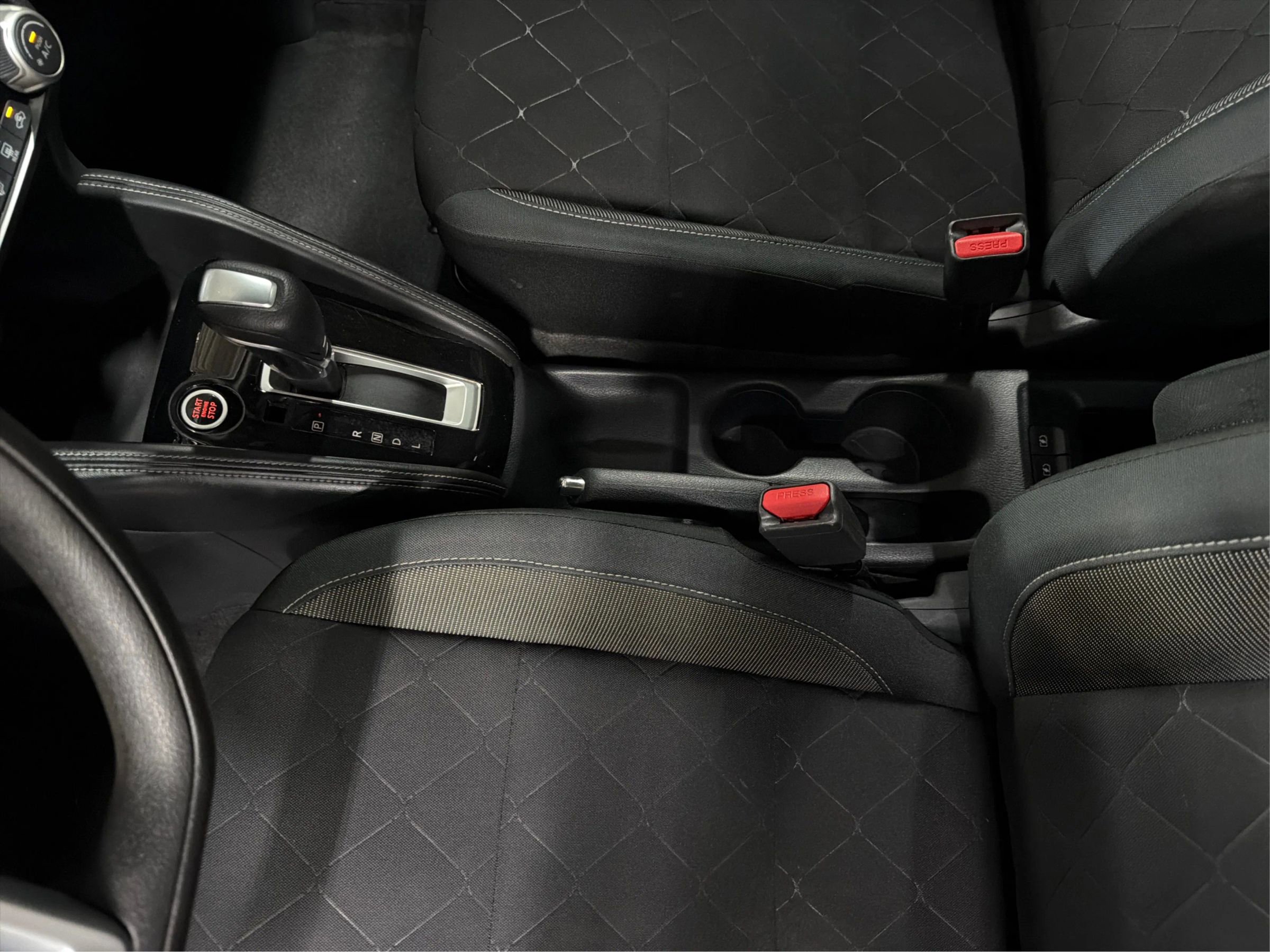 Used 2019 Nissan Kicks SV image 31