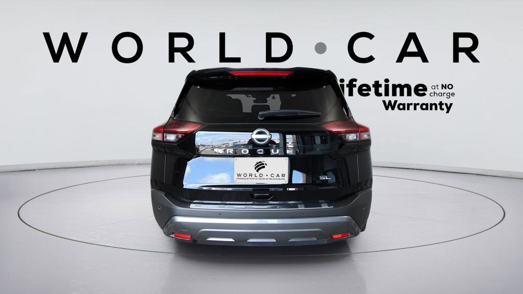 Used 2023 Nissan Rogue SL w/ SL Premium Package image 10