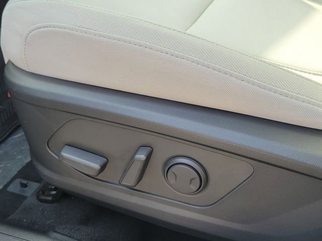 New 2026 Hyundai Tucson SEL image 16