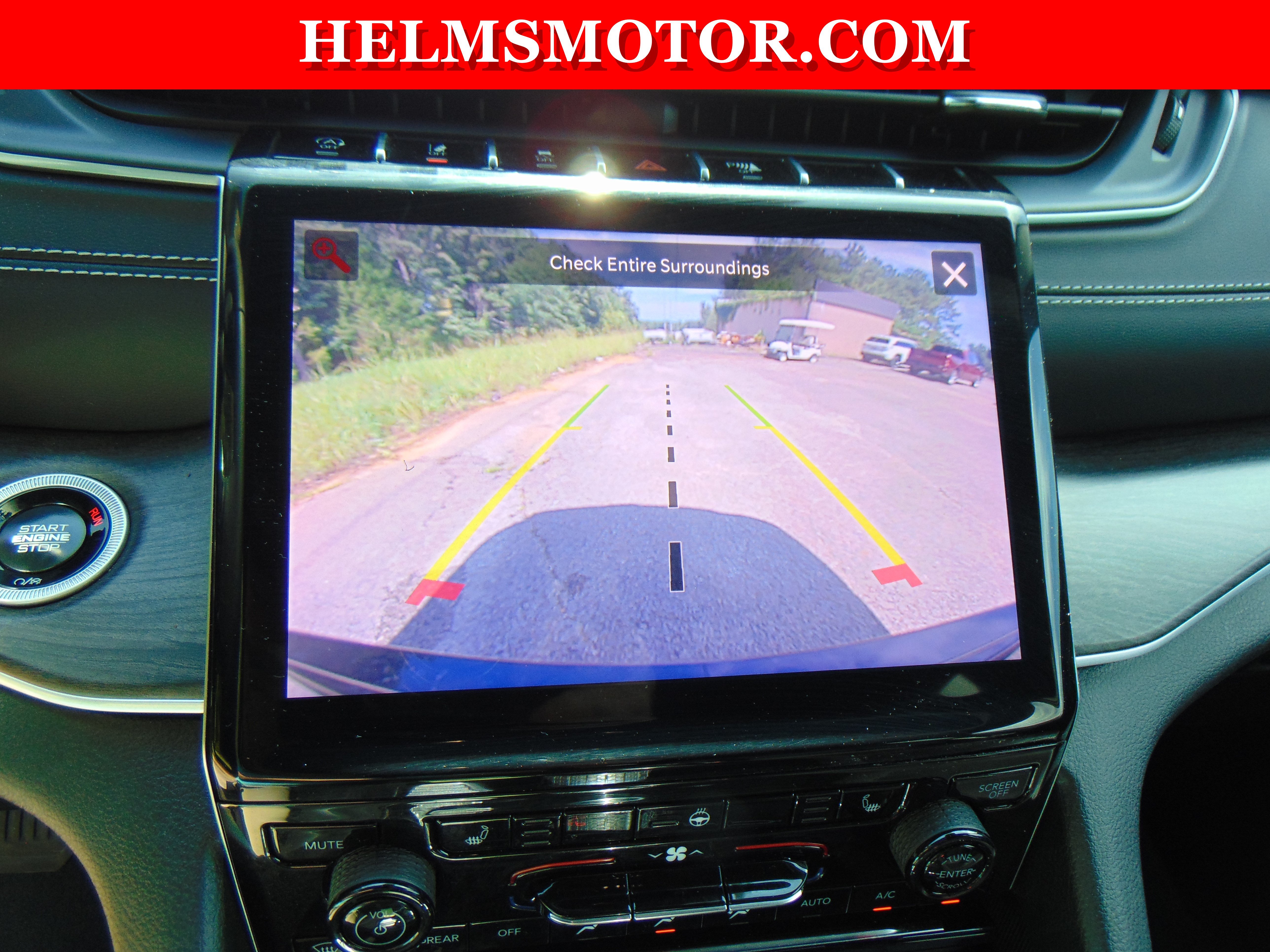 Certified 2024 Jeep Grand Cherokee Limited AWD/4WD image 32