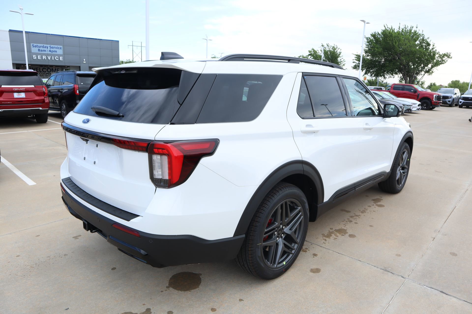 New 2026 Ford Explorer ST-Line RWD image 23