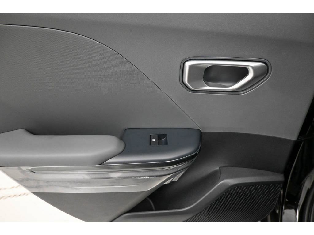 New 2025 Kia K4 image 11