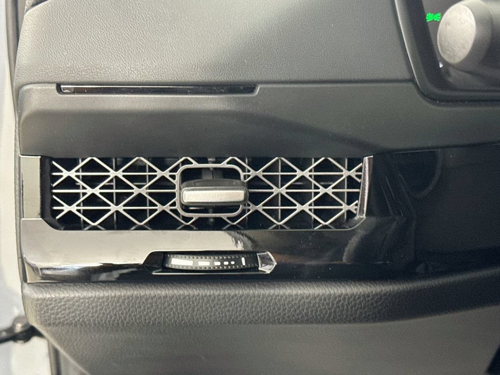 Used 2025 Honda Accord Touring image 13