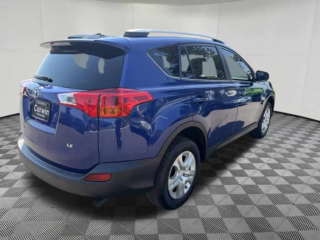 Used 2014 Toyota RAV4 LE FWD image 7