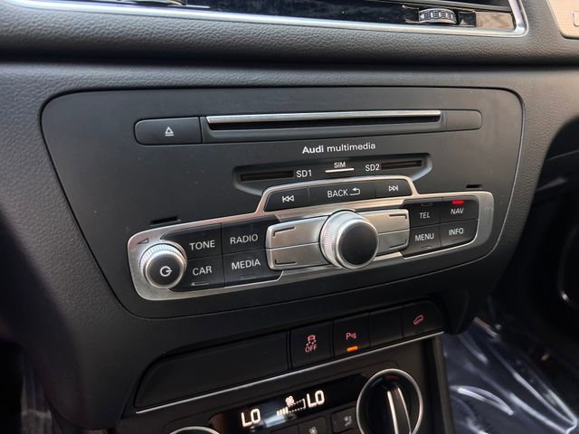 Used 2016 Audi Q3 2.0T Prestige w/ Prestige Package image 25