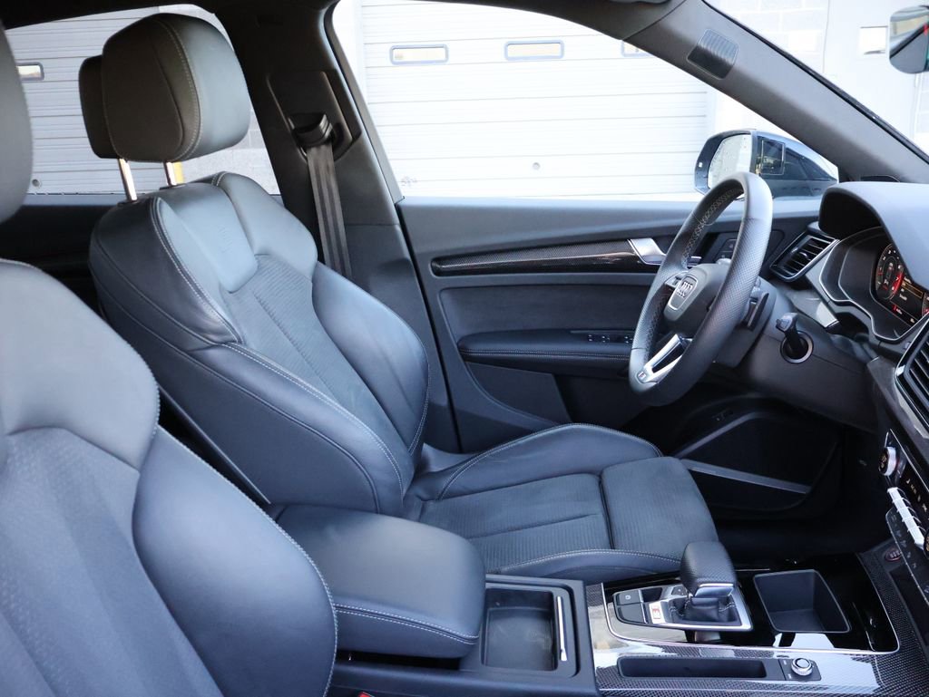 Used 2022 Audi SQ5 Prestige image 9