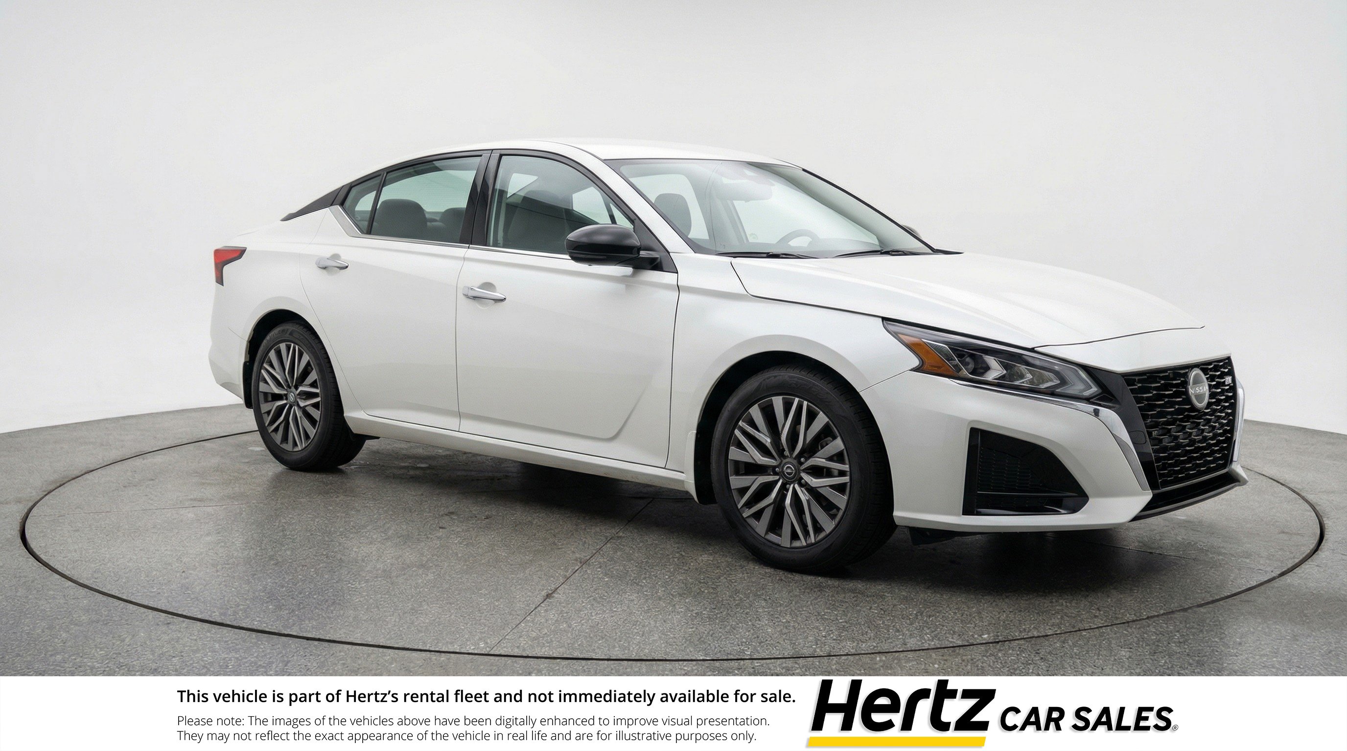Used 2025 Nissan Altima 2.5 SV FWD image 1
