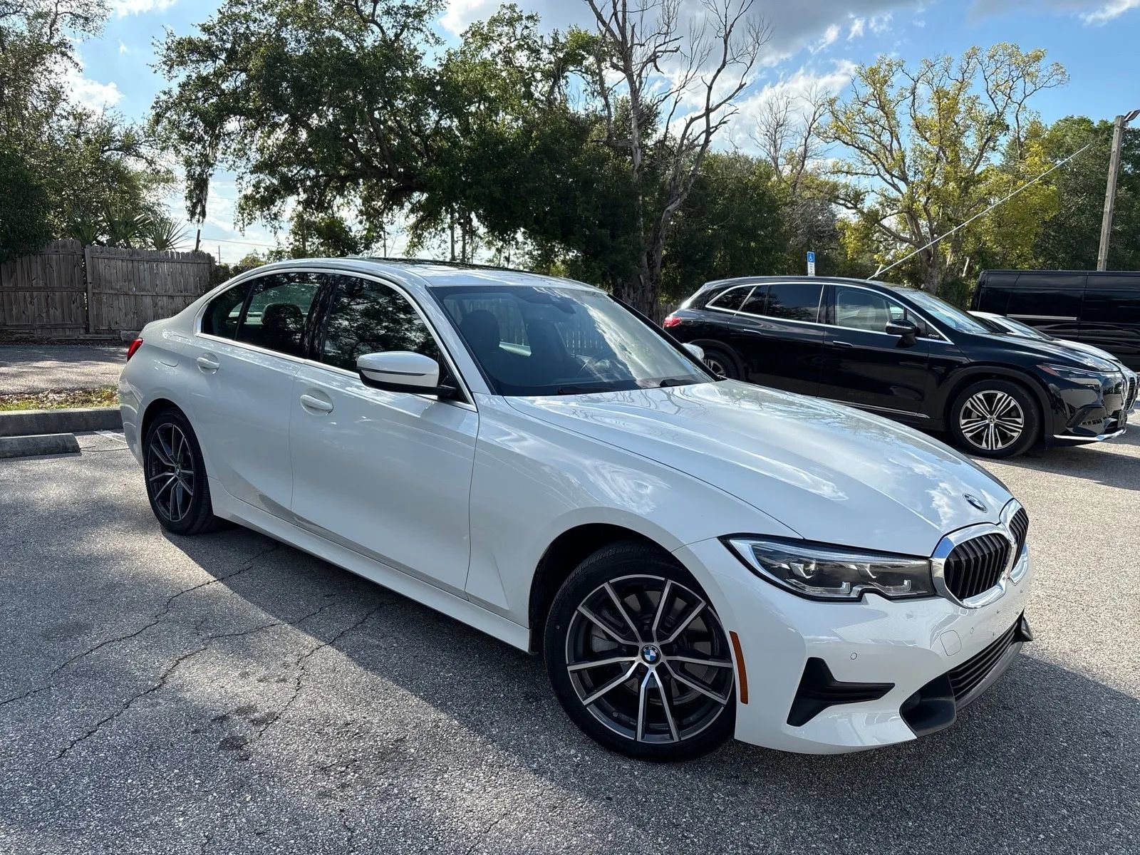 Used 2021 BMW 330e xDrive w/ Convenience Package AWD/4WD image 5