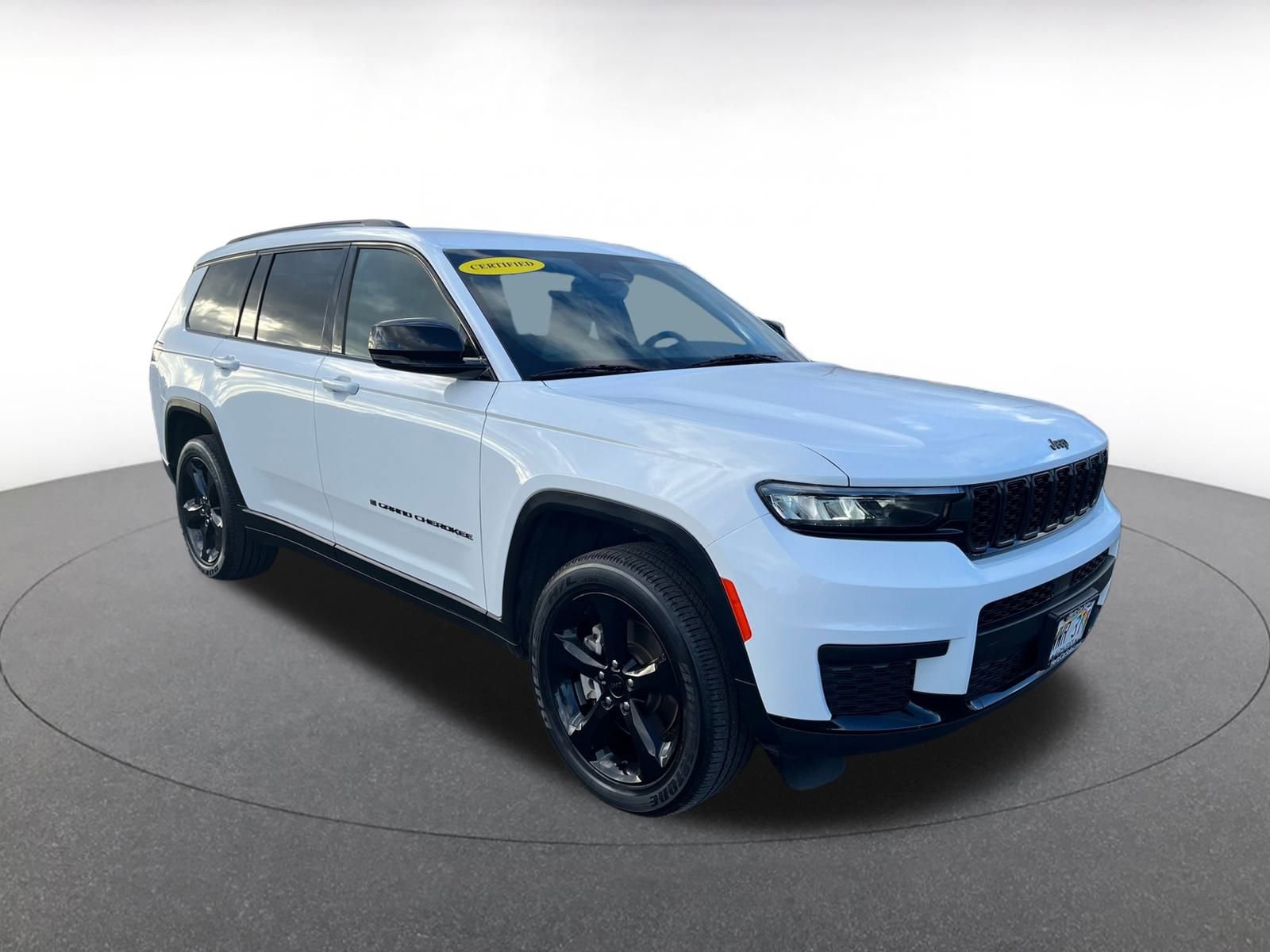Used 2023 Jeep Grand Cherokee L Laredo image 1