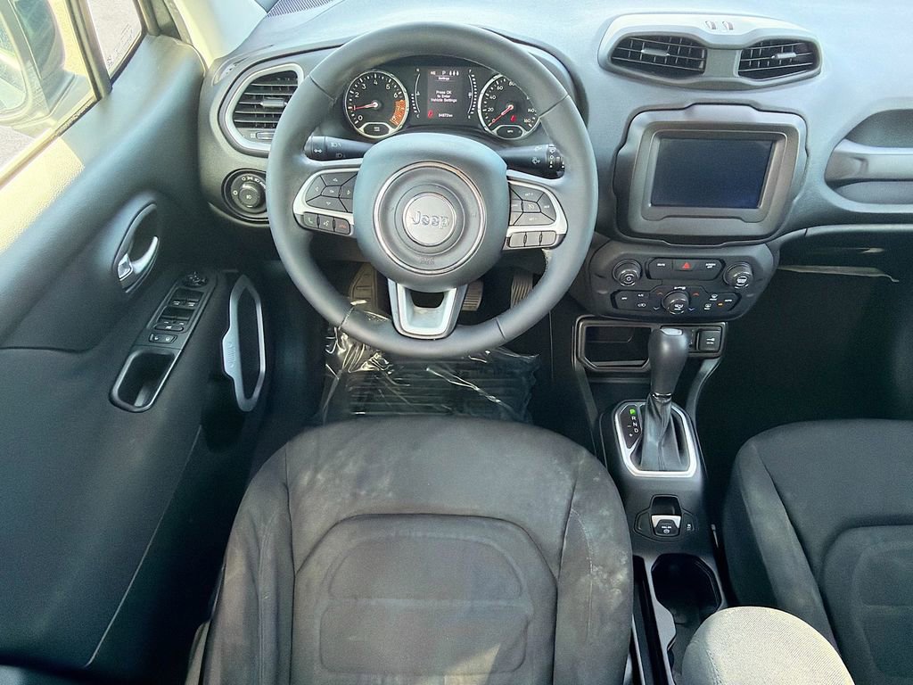 Used 2019 Jeep Renegade Latitude image 15