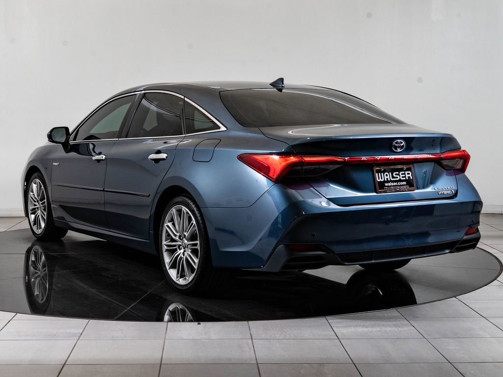 Used 2021 Toyota Avalon Limited w/ Advanced Safety Package FWD image 6