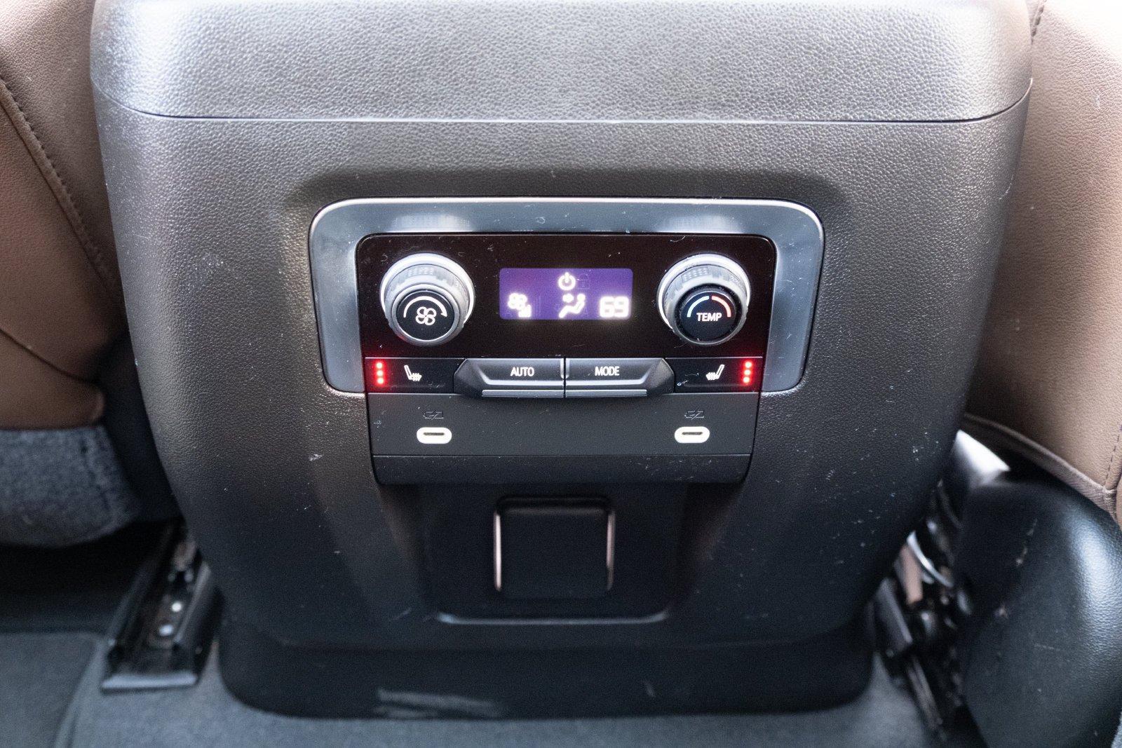 Used 2021 Chevrolet Tahoe High Country AWD/4WD image 19