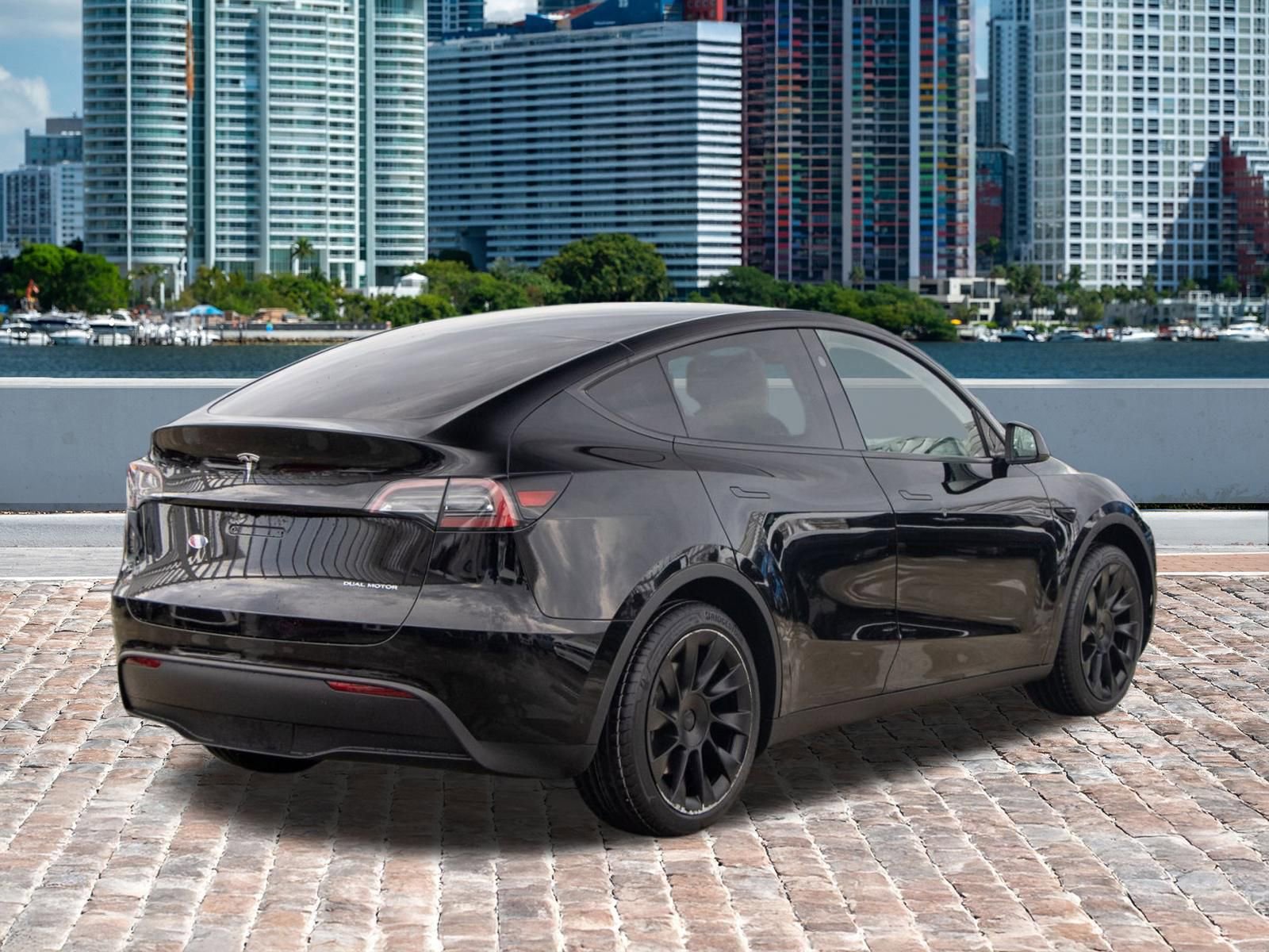 Used 2024 Tesla Model Y Long Range image 5