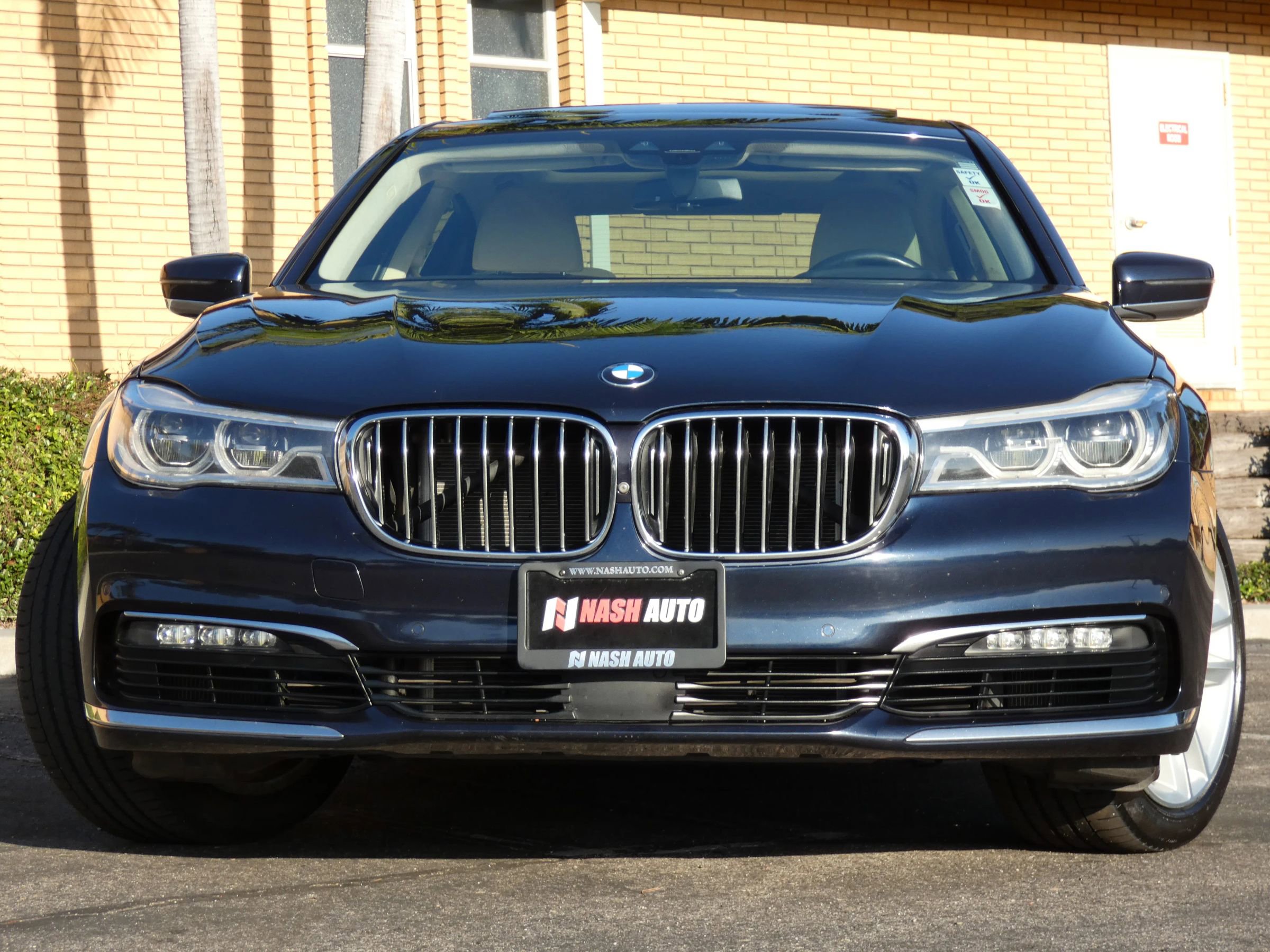 Used 2016 BMW 750i xDrive image 17