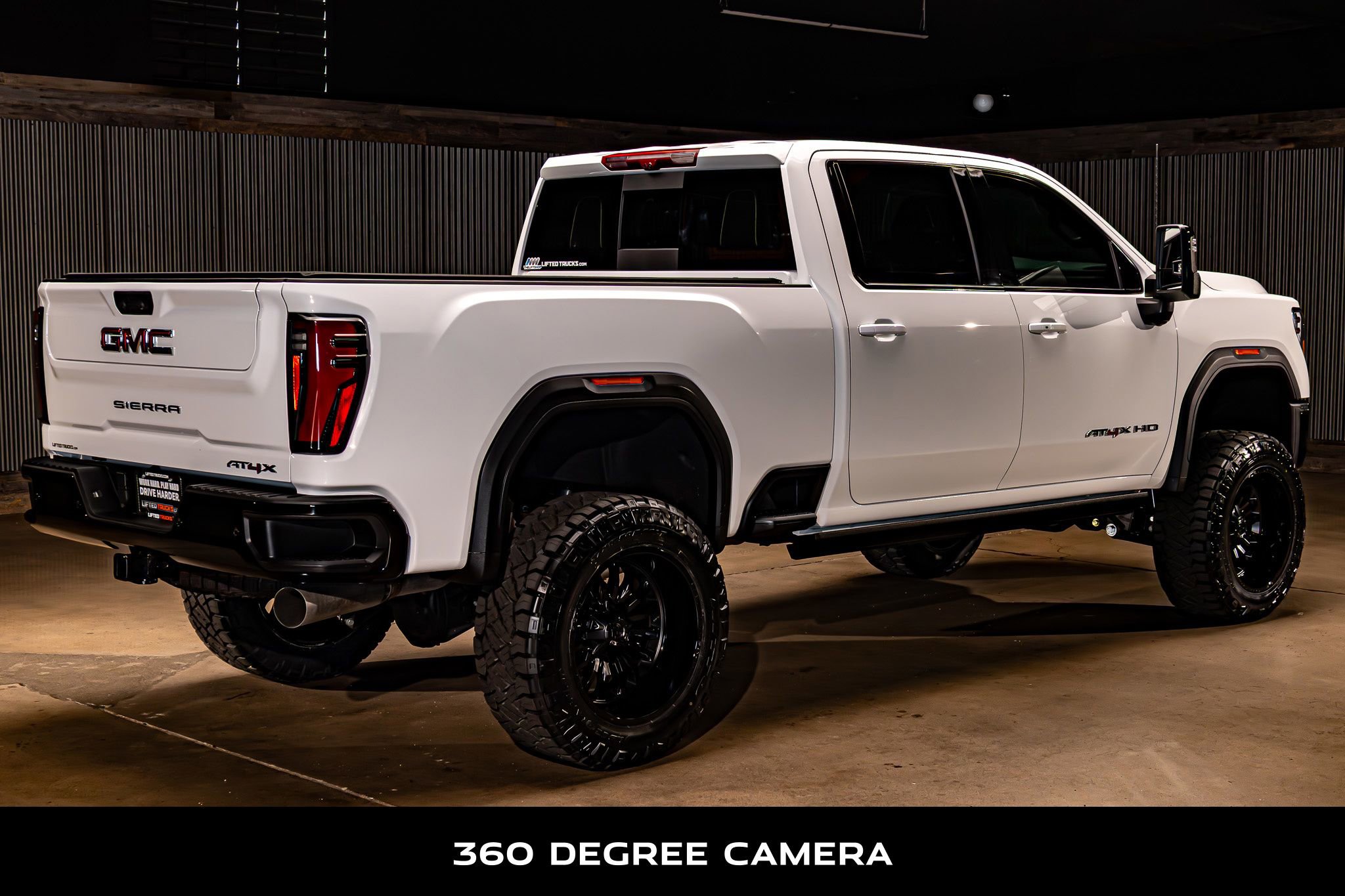 Used 2025 GMC Sierra 2500 AT4X image 10