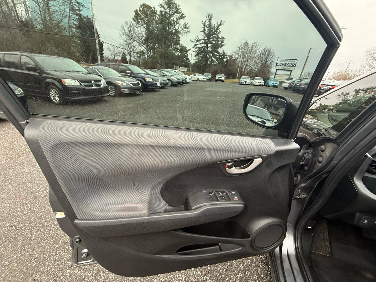 Used 2012 Honda Fit image 9