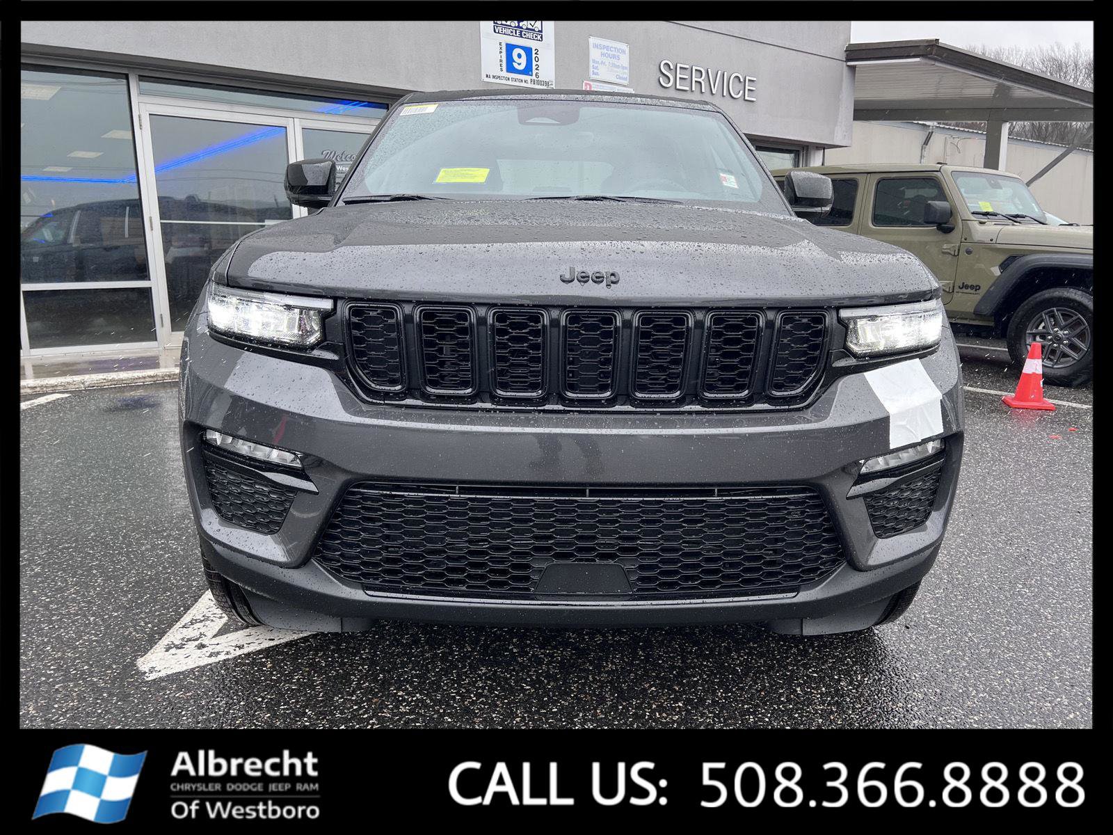 New 2025 Jeep Grand Cherokee Limited w/ Trailer Tow Package image 8