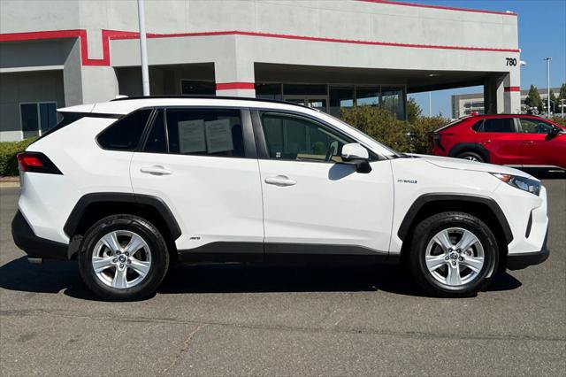Certified 2020 Toyota RAV4 LE w/ All Weather Liner Package AWD/4WD image 6