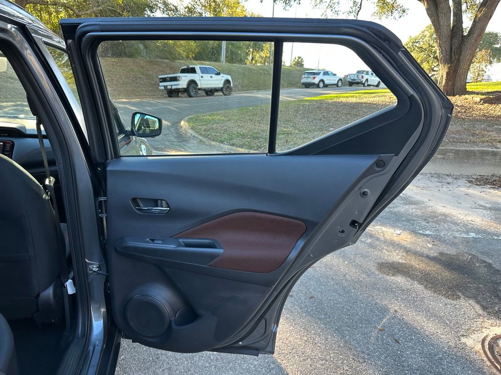 Used 2024 Nissan Kicks SR image 29