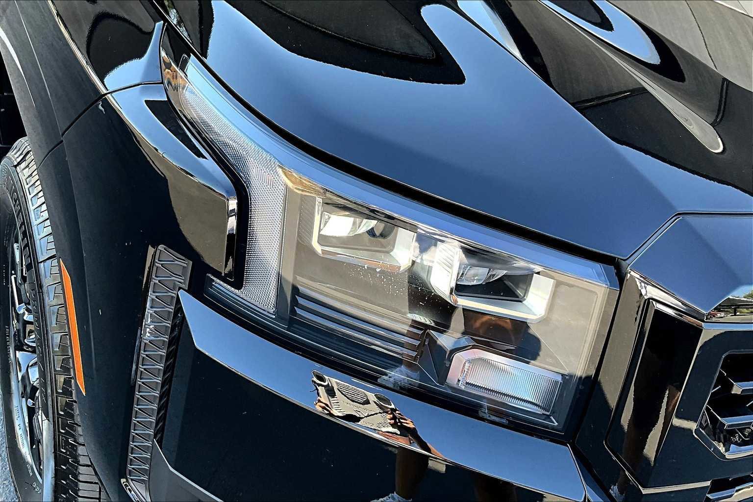 New 2026 Nissan Frontier SV image 13