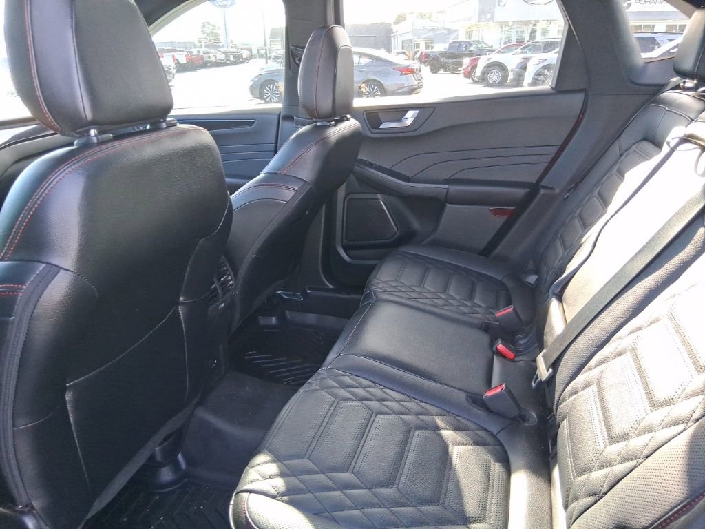 Used 2023 Ford Escape ST-Line Elite w/ Premium Technology Package image 9