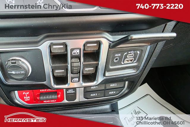 Used 2022 Jeep Gladiator Mojave w/ Cold Weather Group image 18