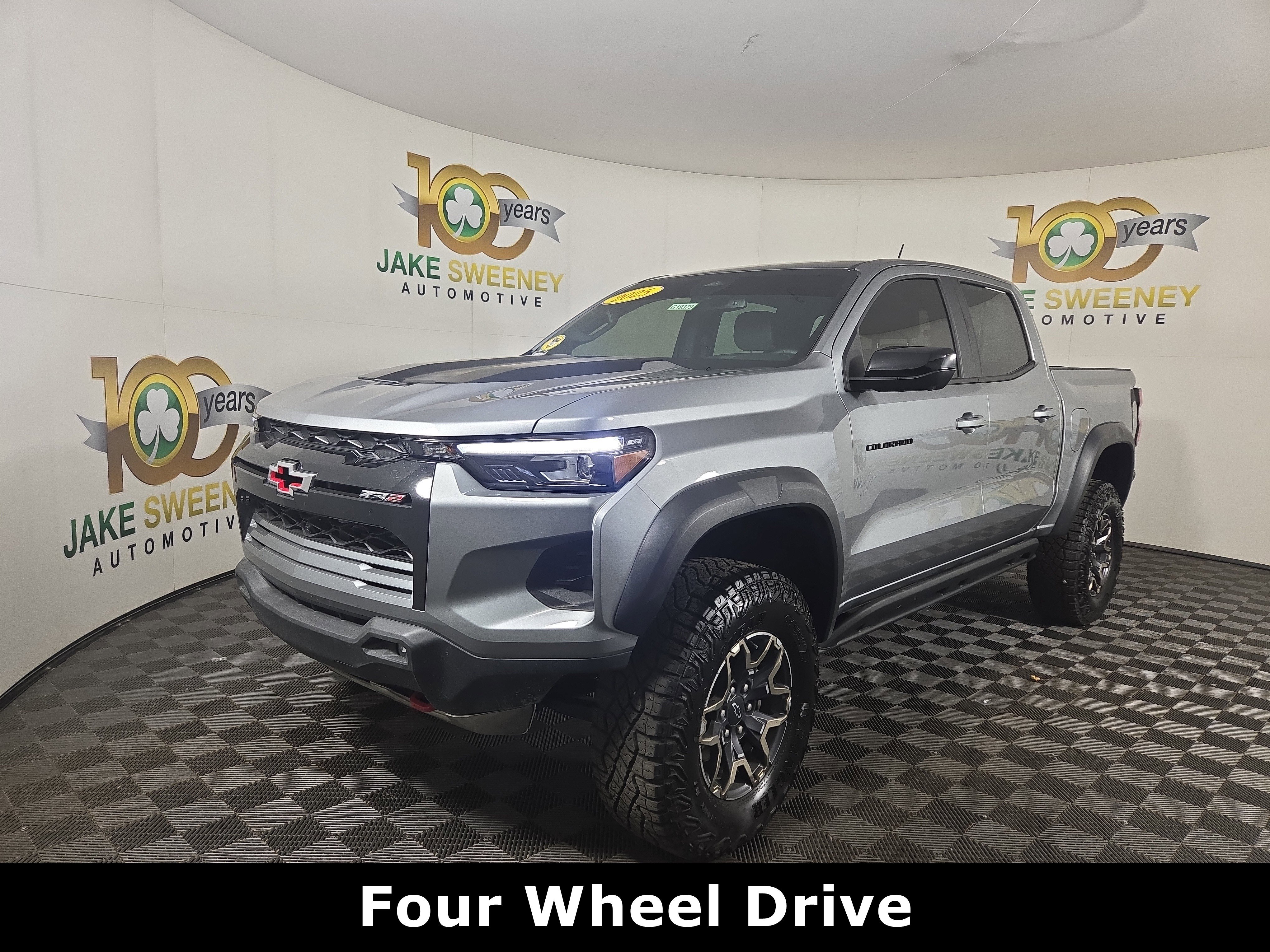 Certified 2025 Chevrolet Colorado ZR2 w/ Technology Package image 3