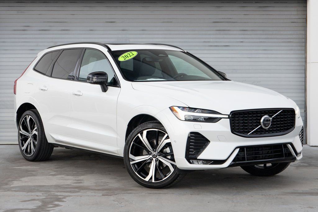 Used 2022 Volvo XC60 B5 R-Design w/ Advanced Package