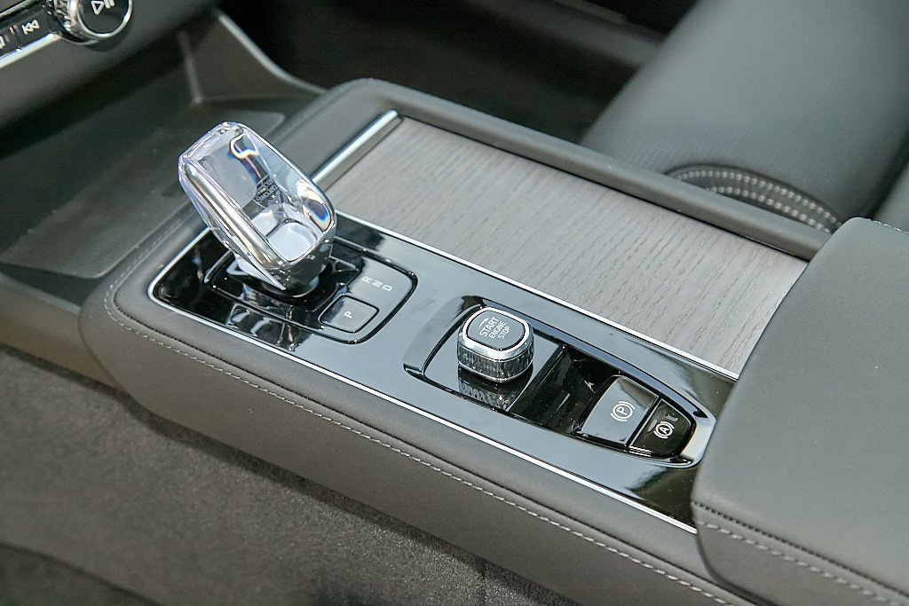 New 2026 Volvo XC90 B6 Ultra image 16