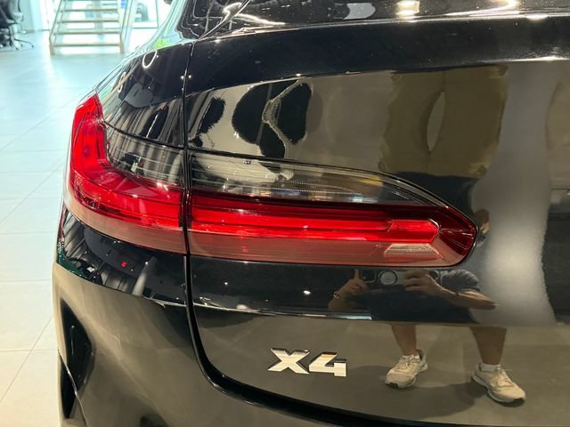 Used 2024 BMW X4 M40i w/ Premium Package AWD/4WD image 33