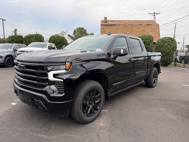 New 2026 Chevrolet Silverado 1500 High Country w/ Midnight Edition AWD/4WD image 3