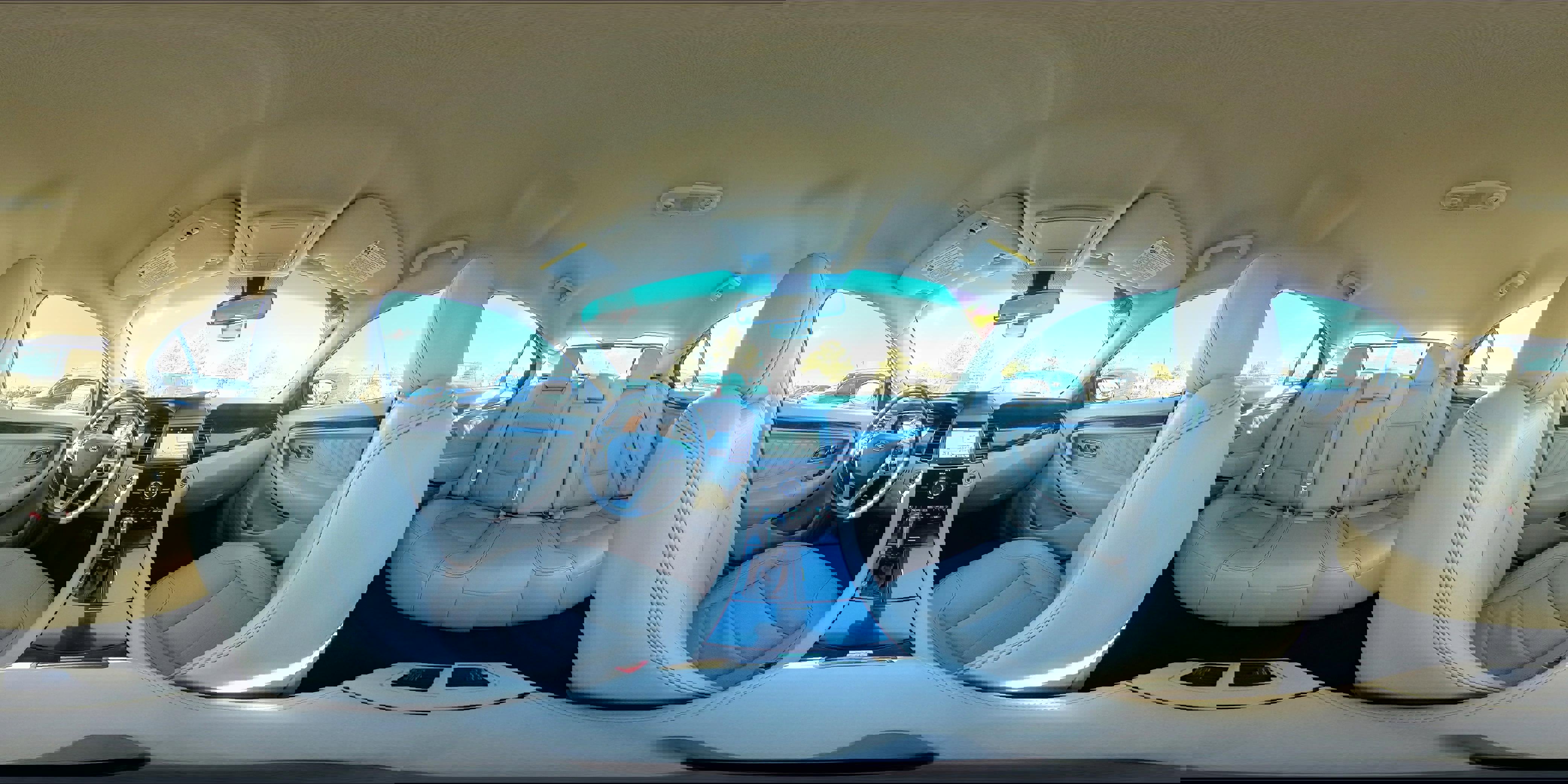 Used 2017 Ford Taurus Limited image 32