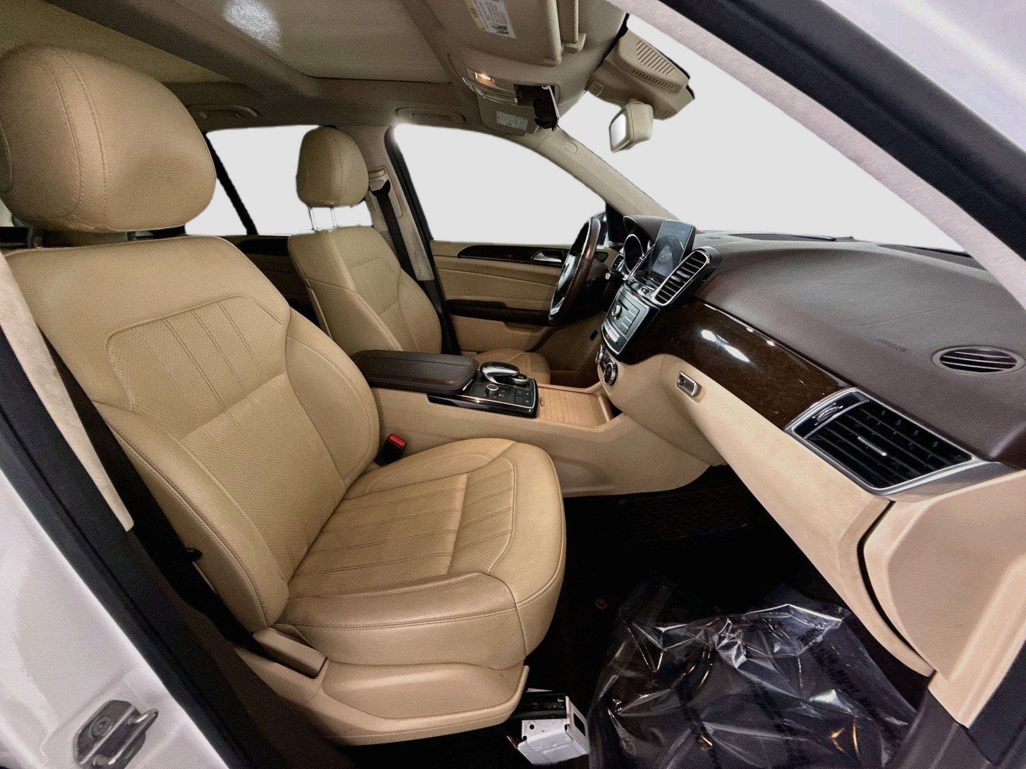 Used 2018 Mercedes-Benz GLE 350 4MATIC image 36
