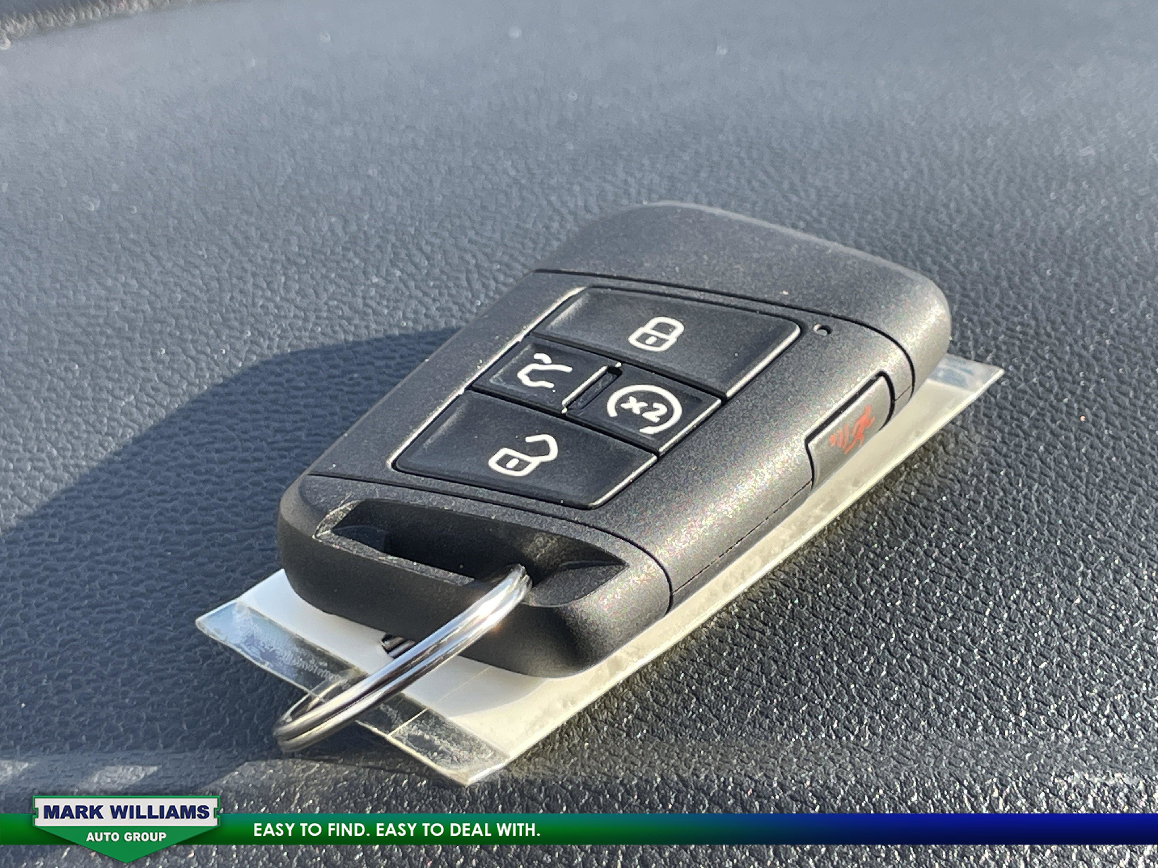 Used 2024 Volkswagen Taos SE image 23