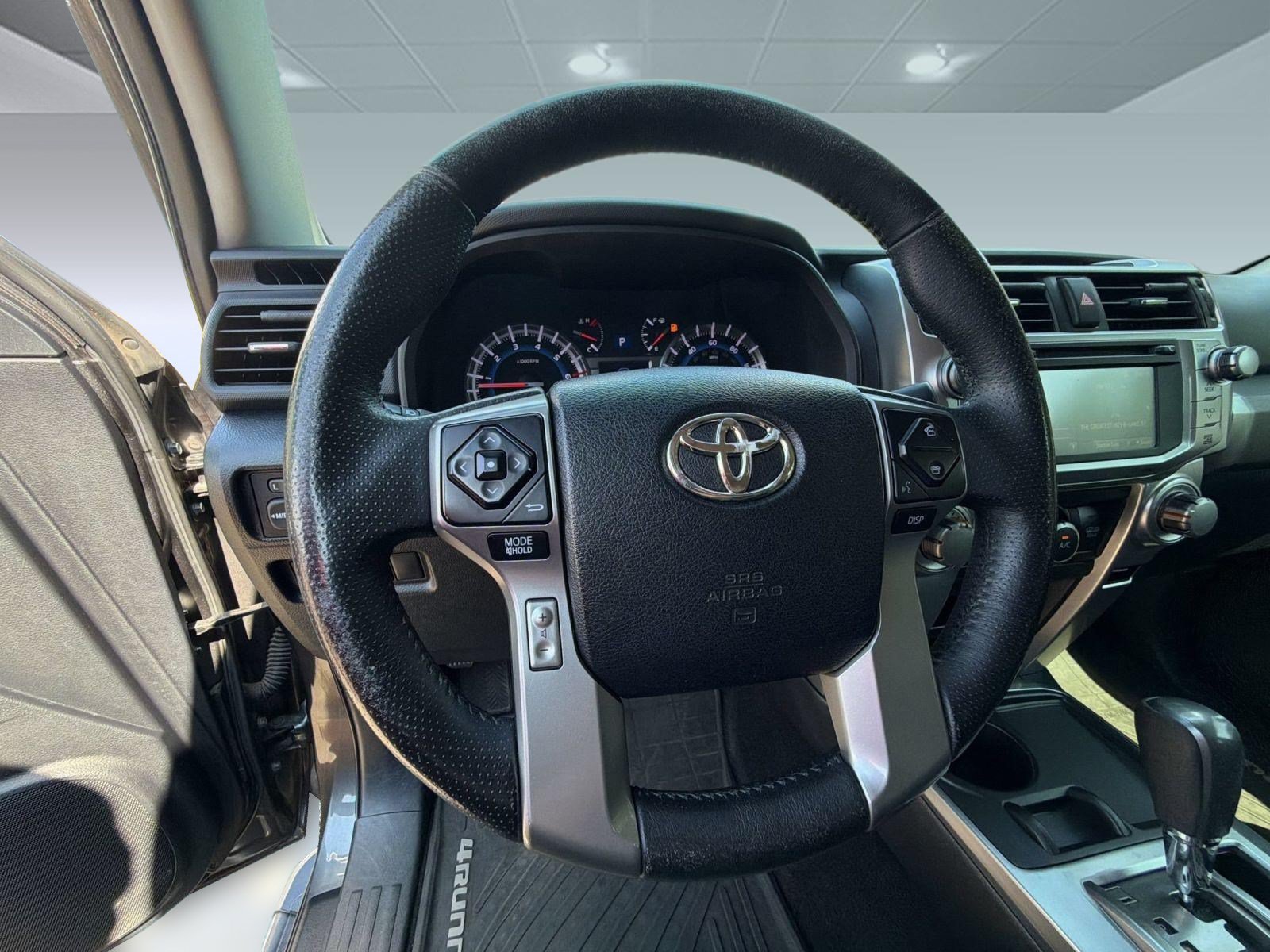 Used 2014 Toyota 4Runner SR5 Premium RWD image 10