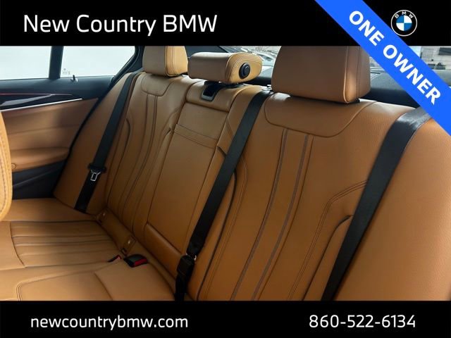 Used 2023 BMW 540i xDrive w/ Premium Package image 25