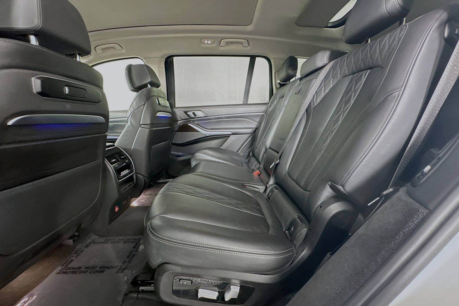 Used 2023 BMW X7 xDrive40i image 9