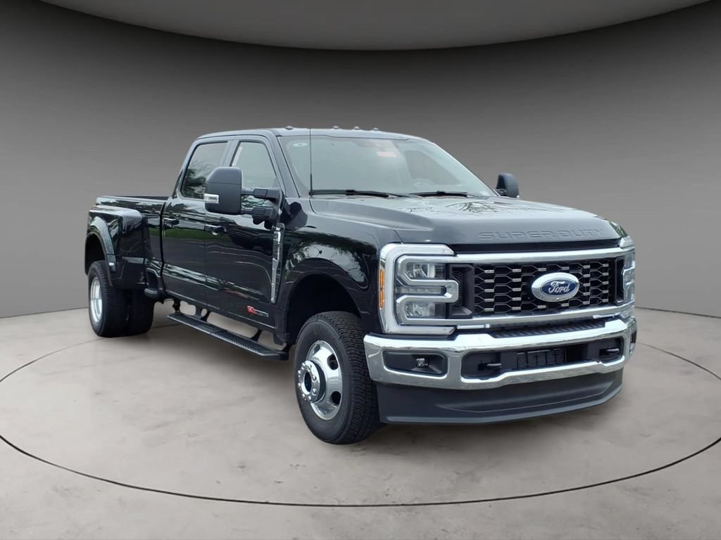 New 2026 Ford F350 XLT w/ XLT Premium Package AWD/4WD image 14