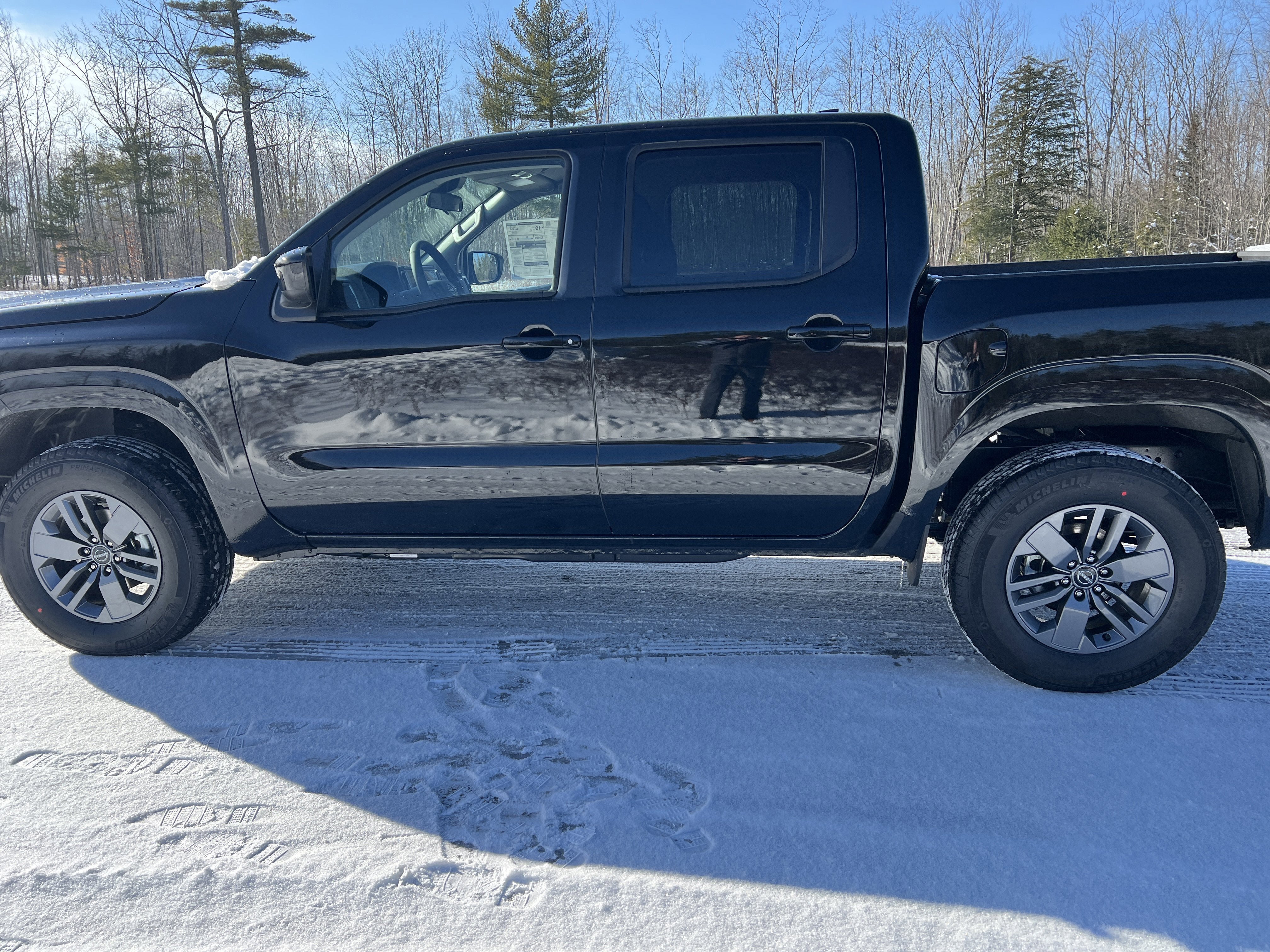 New 2026 Nissan Frontier SV w/ All-Weather Content Package image 2