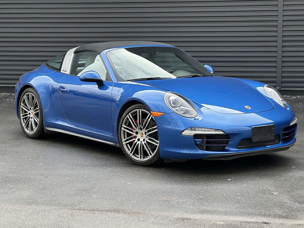Used 2015 Porsche 911 Targa 4S image 7