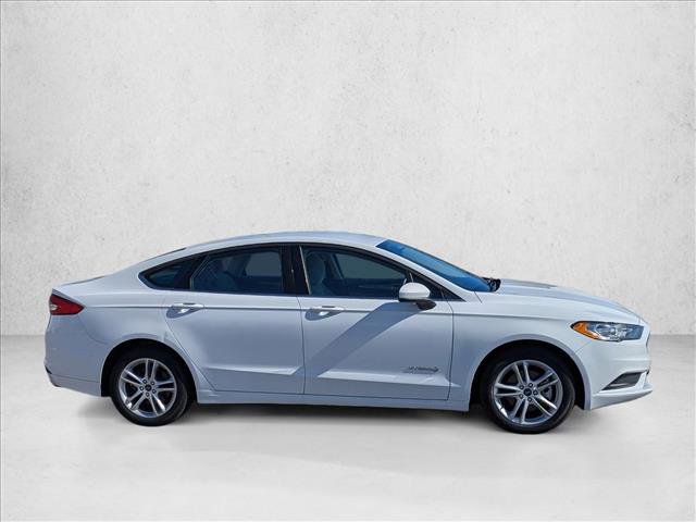 Used 2018 Ford Fusion S image 4