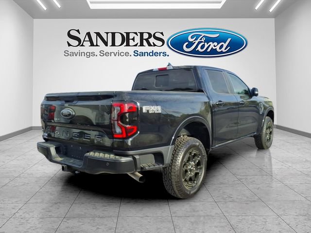 Used 2025 Ford Ranger Lariat w/ FX4 Off-Road Package image 2